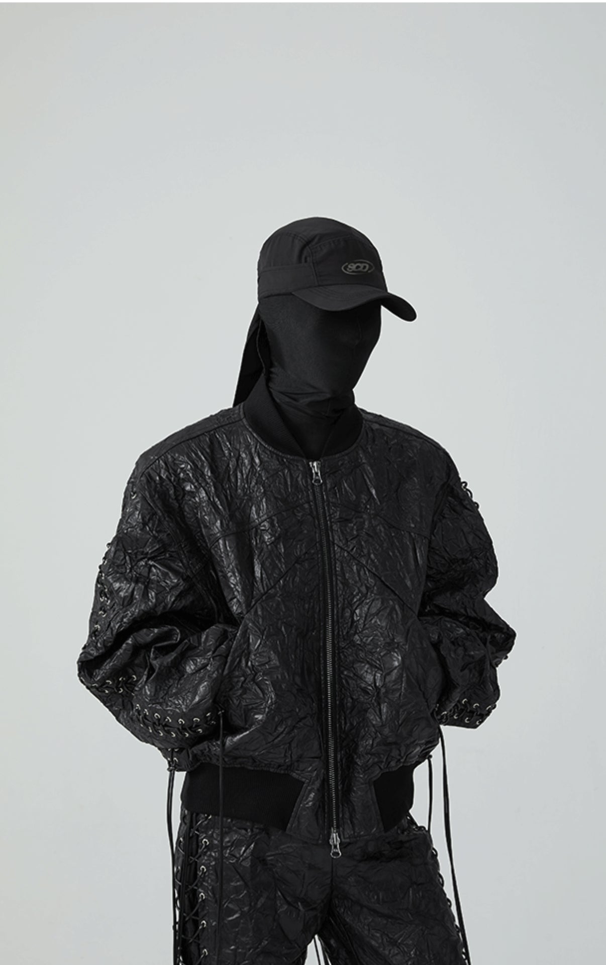 22SS Cracked Embrace Heart Bomber