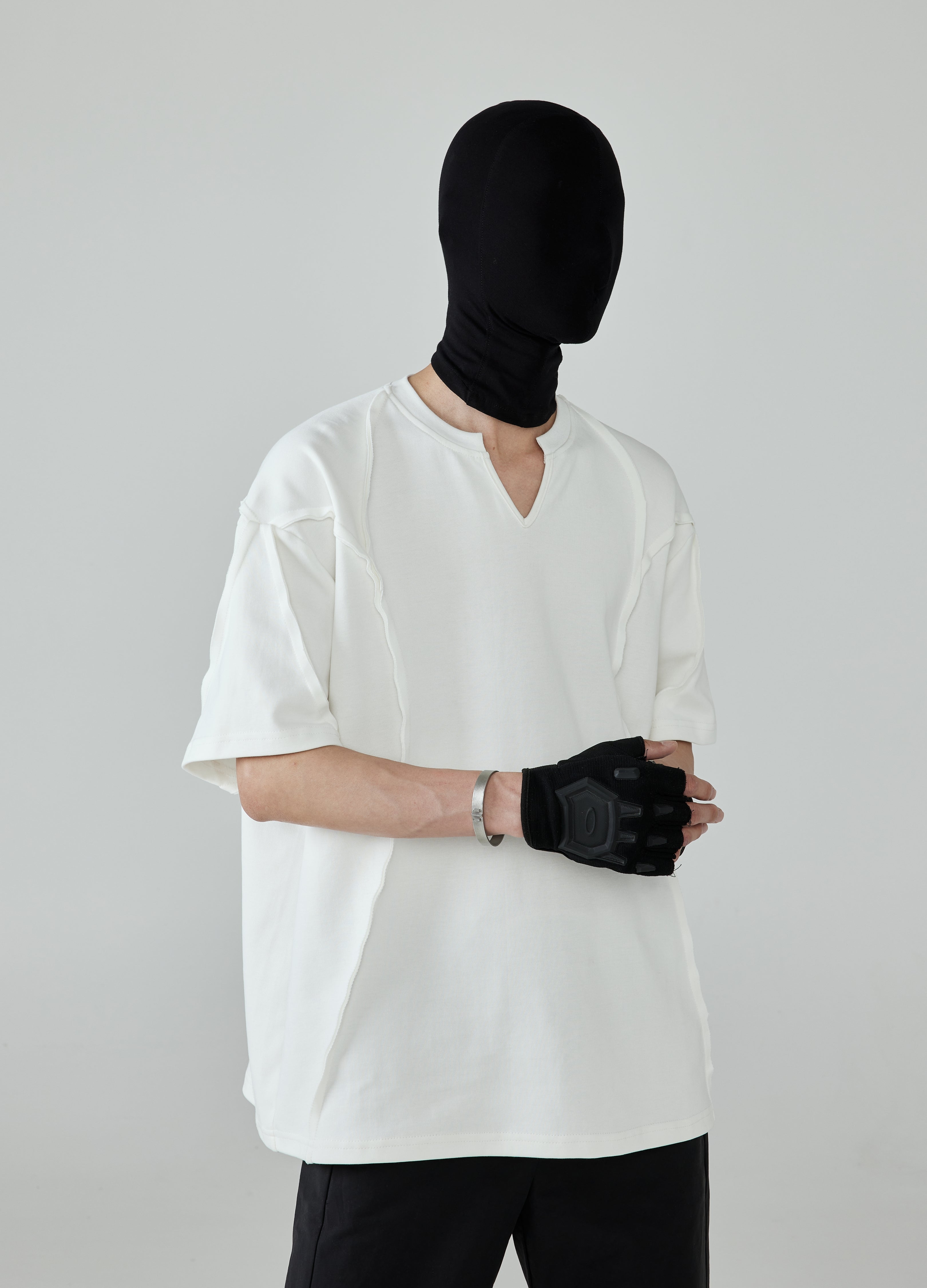 24SS Classic White V-Neck Tee