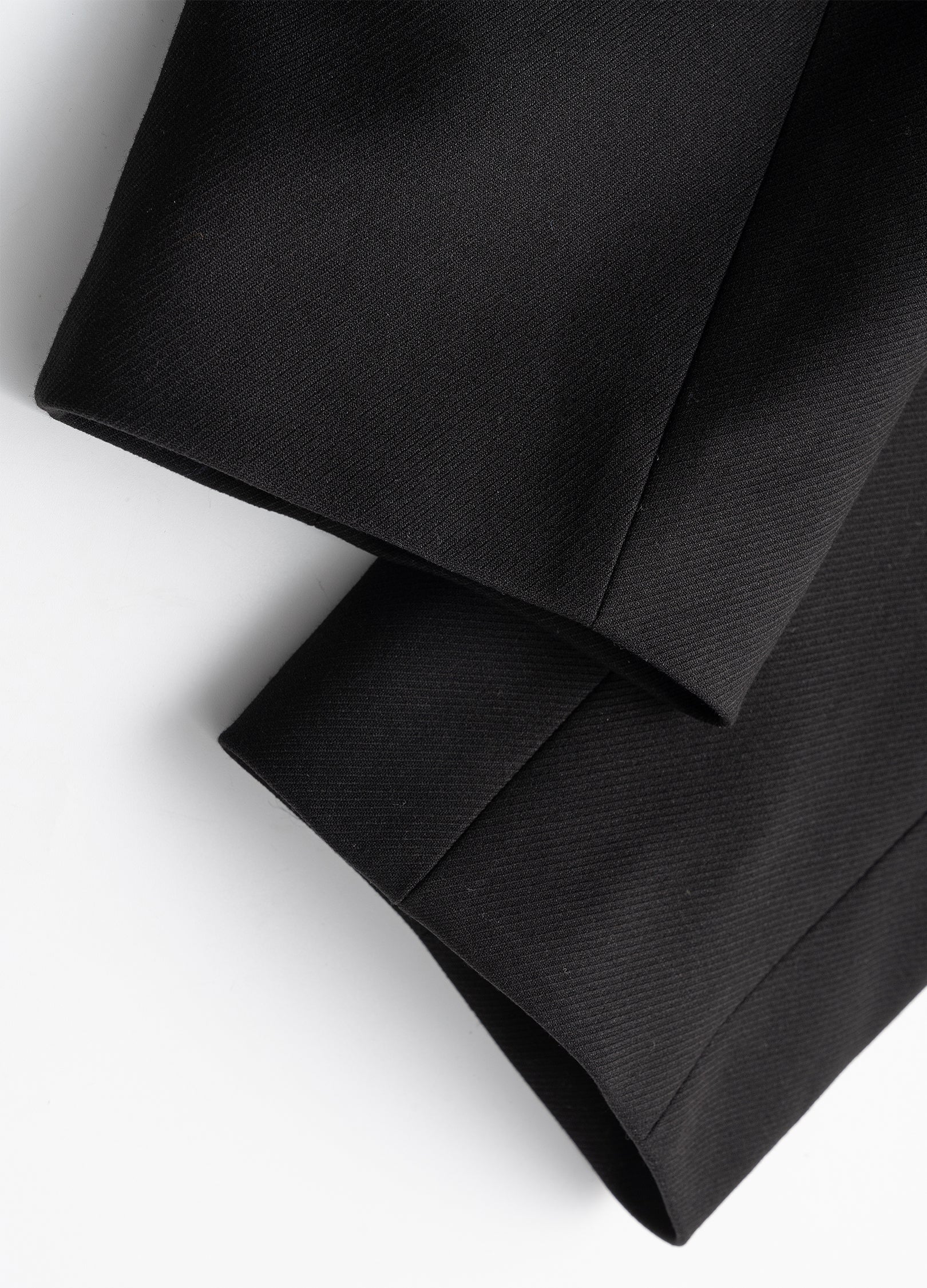 22FW Obsidian Veil Grim Overcoat