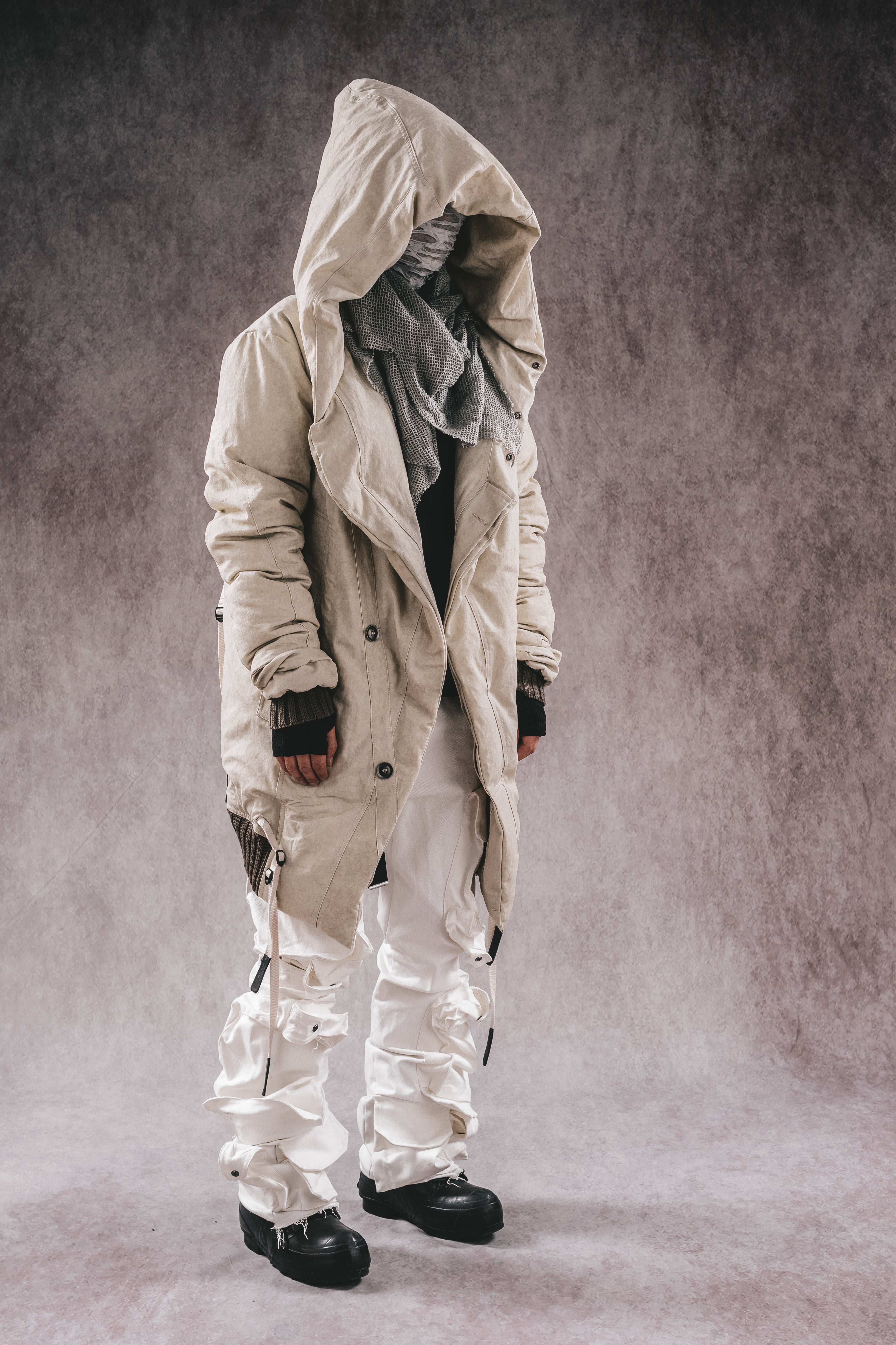 DRKLEI ICEFIELD  WIZARD PUFFER HOODIE