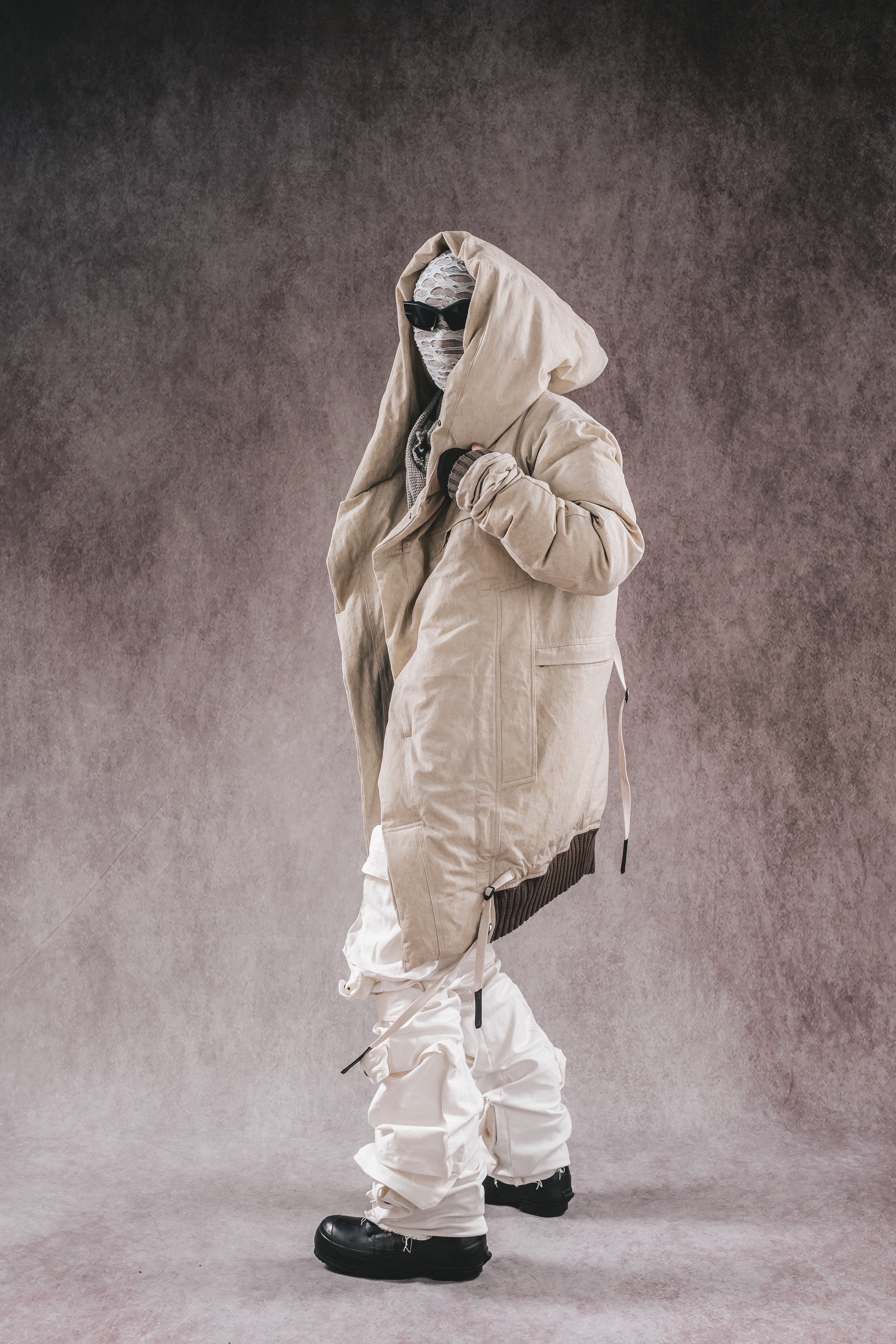 DRKLEI ICEFIELD  WIZARD PUFFER HOODIE