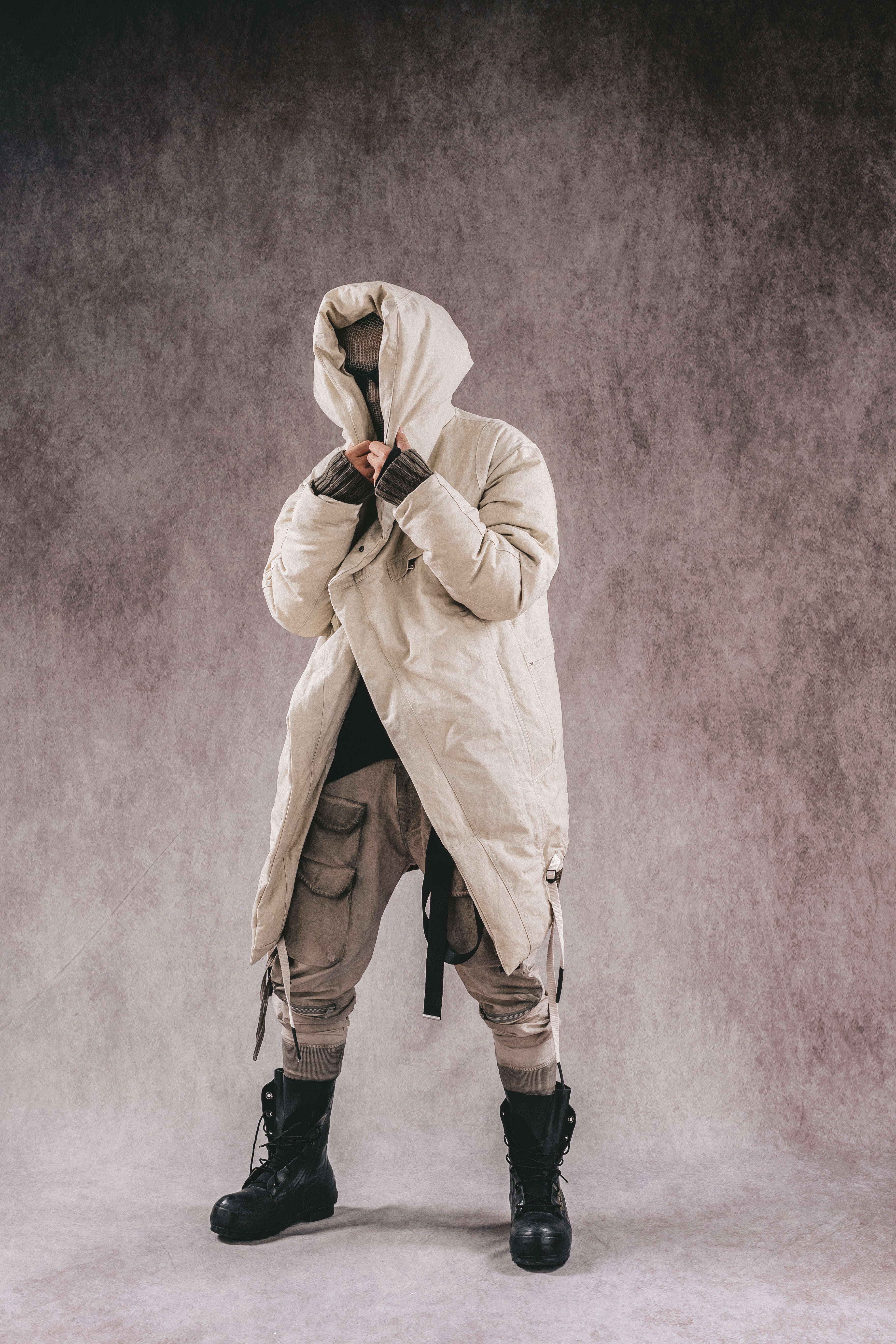 DRKLEI ICEFIELD  WIZARD PUFFER HOODIE