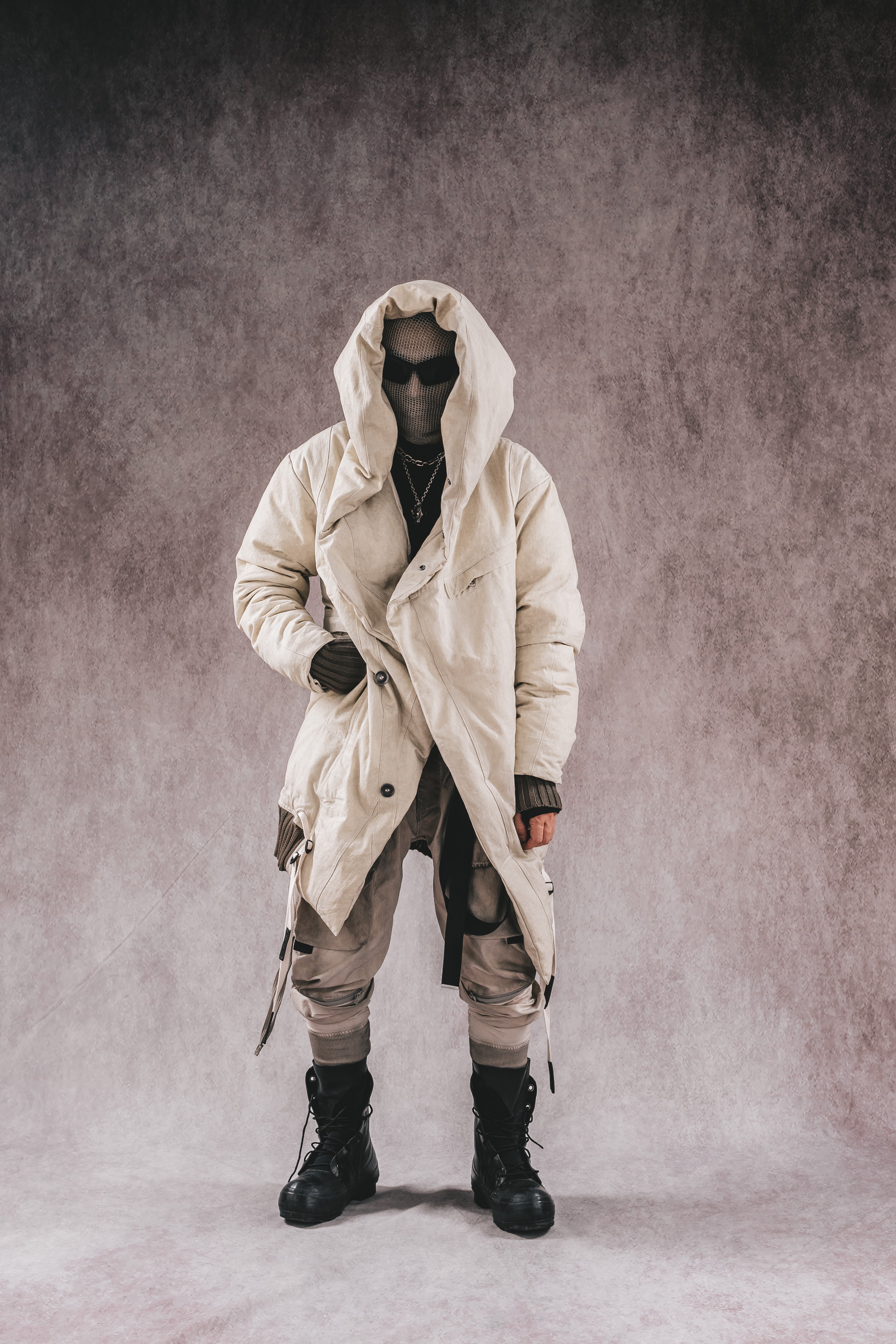 DRKLEI ICEFIELD  WIZARD PUFFER HOODIE