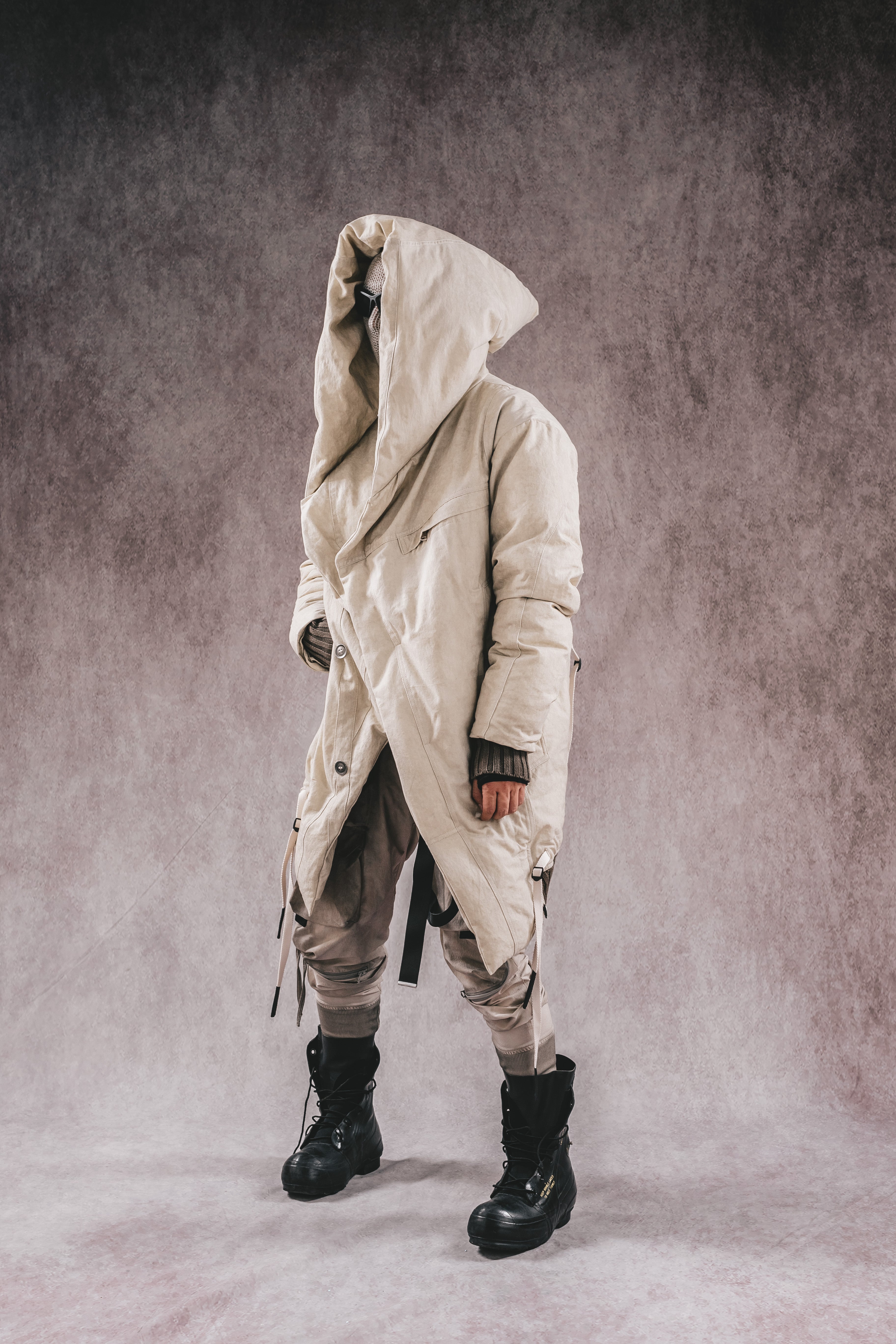 DRKLEI ICEFIELD  WIZARD PUFFER HOODIE