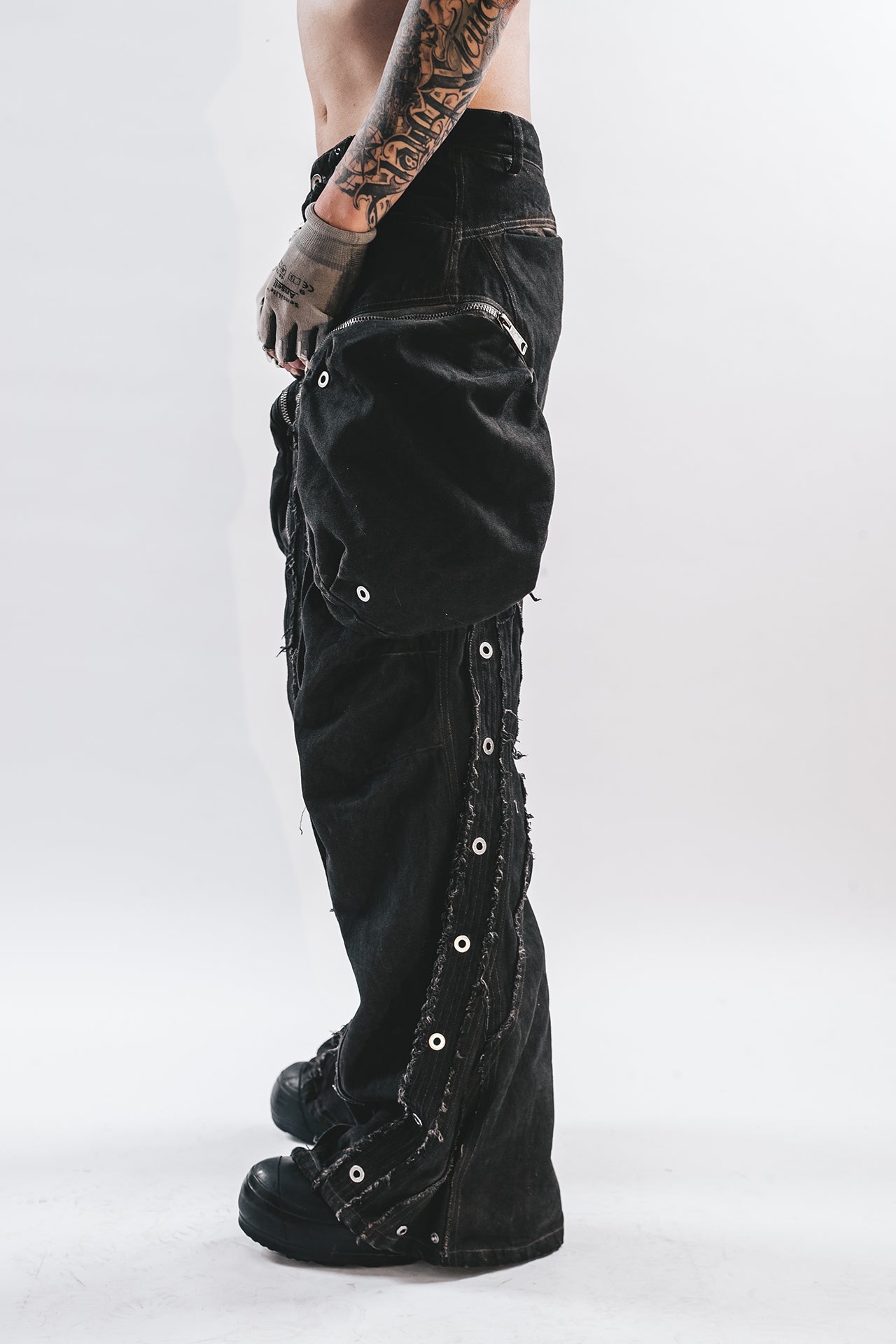 DRKLEI WORN EDGE ORION PANTS