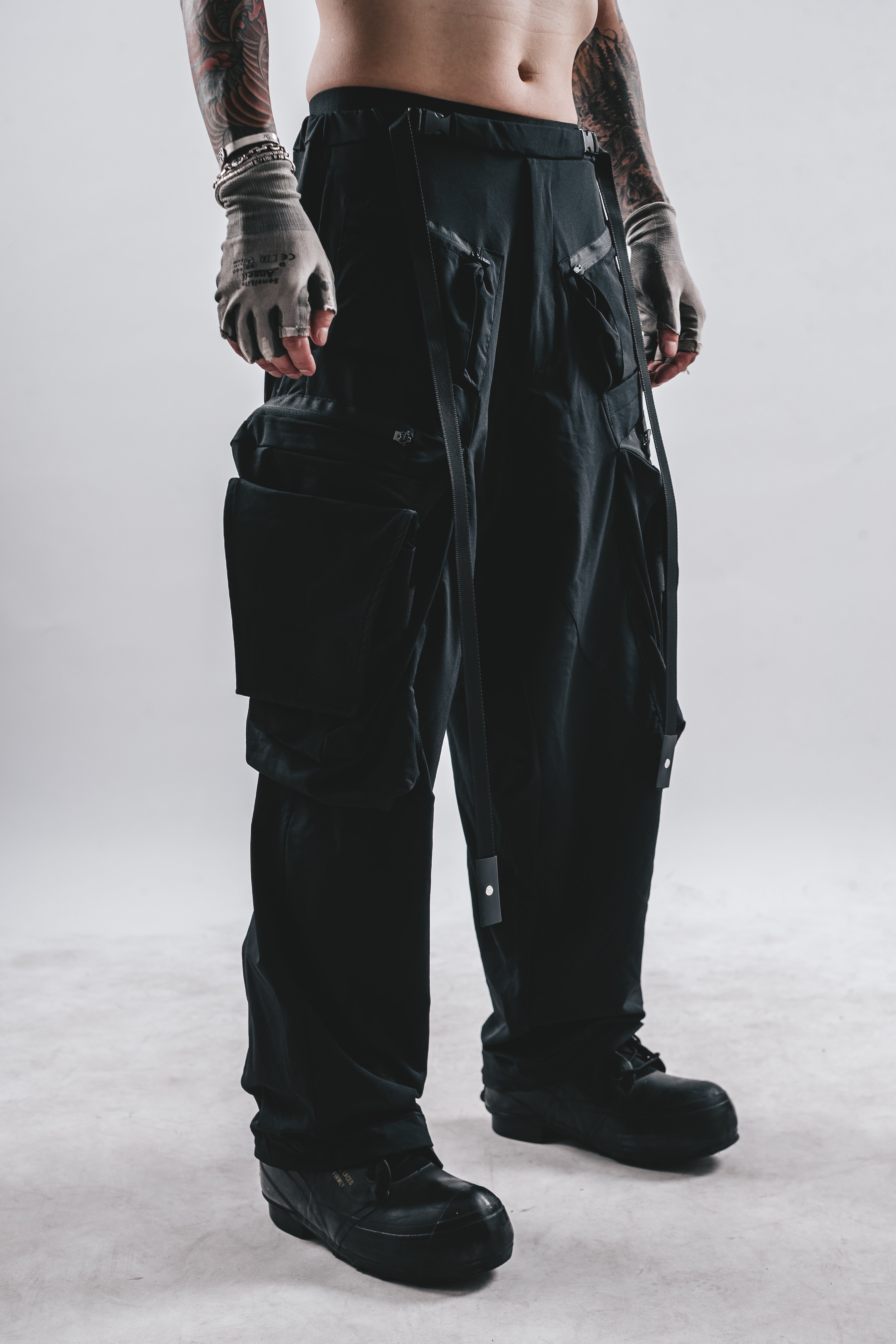 DRKLEI UTILITY WIDE CARGO PANTS