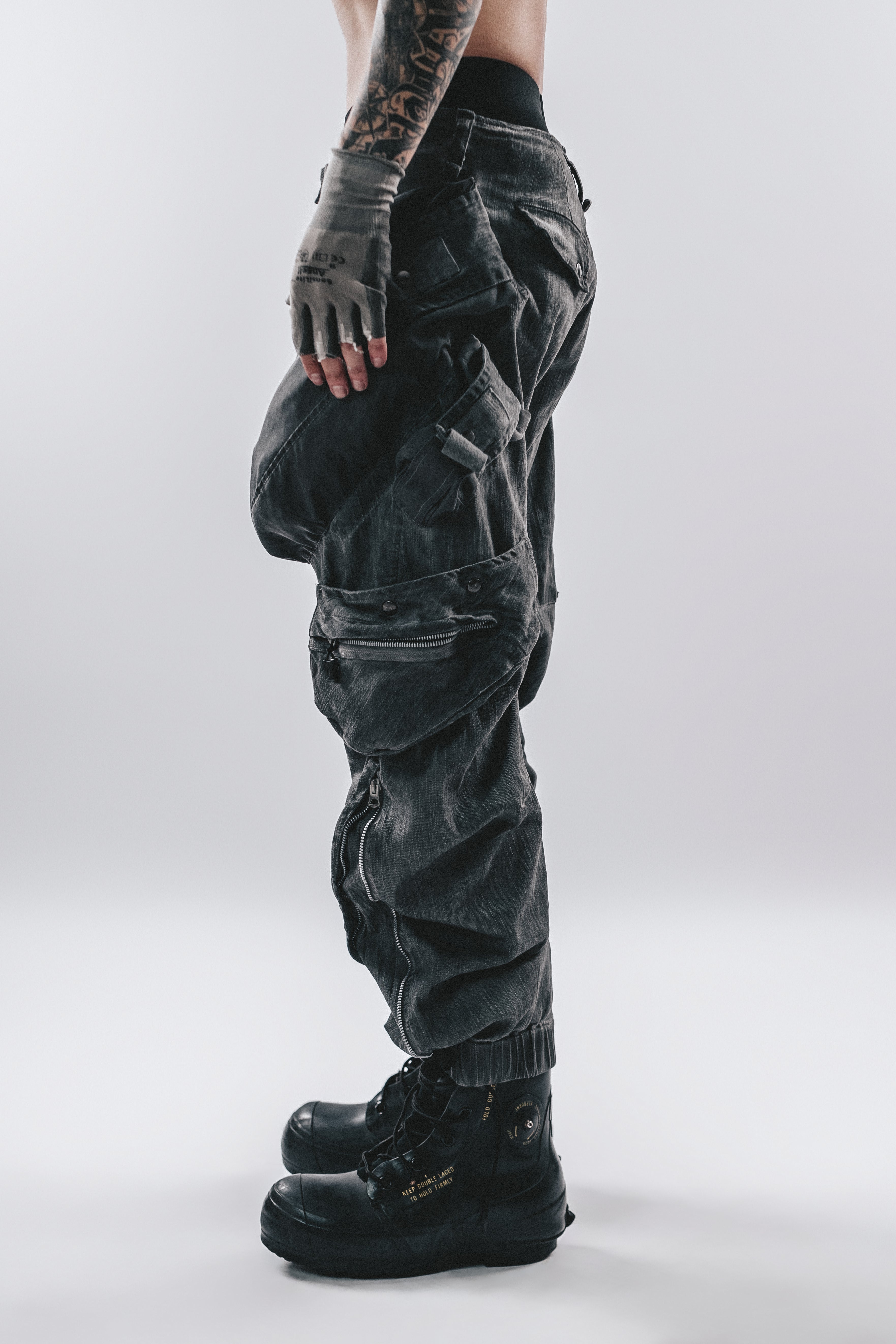 DARKCORE STRAP CARGO PANTS