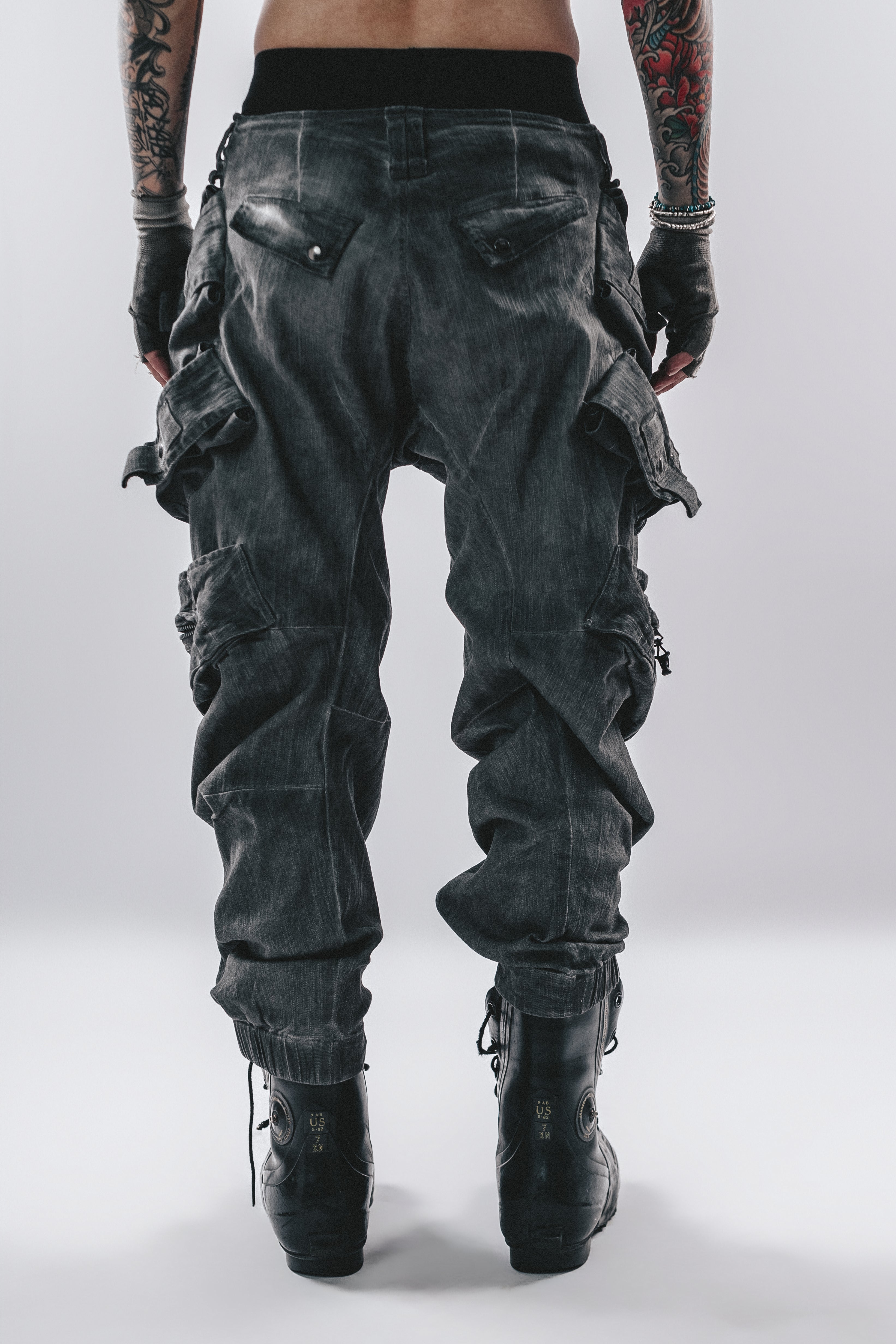 DARKCORE STRAP CARGO PANTS