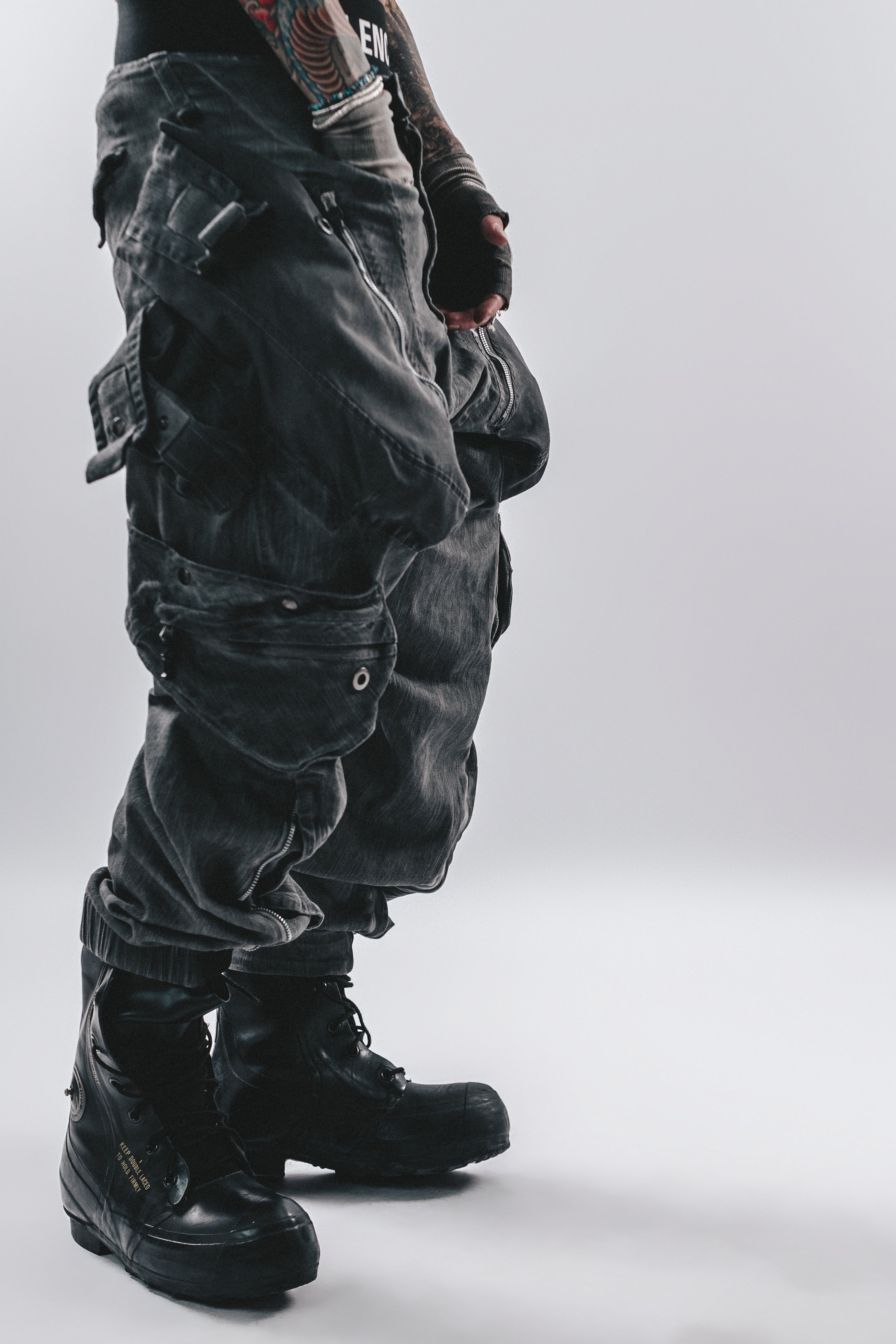 DARKCORE STRAP CARGO PANTS