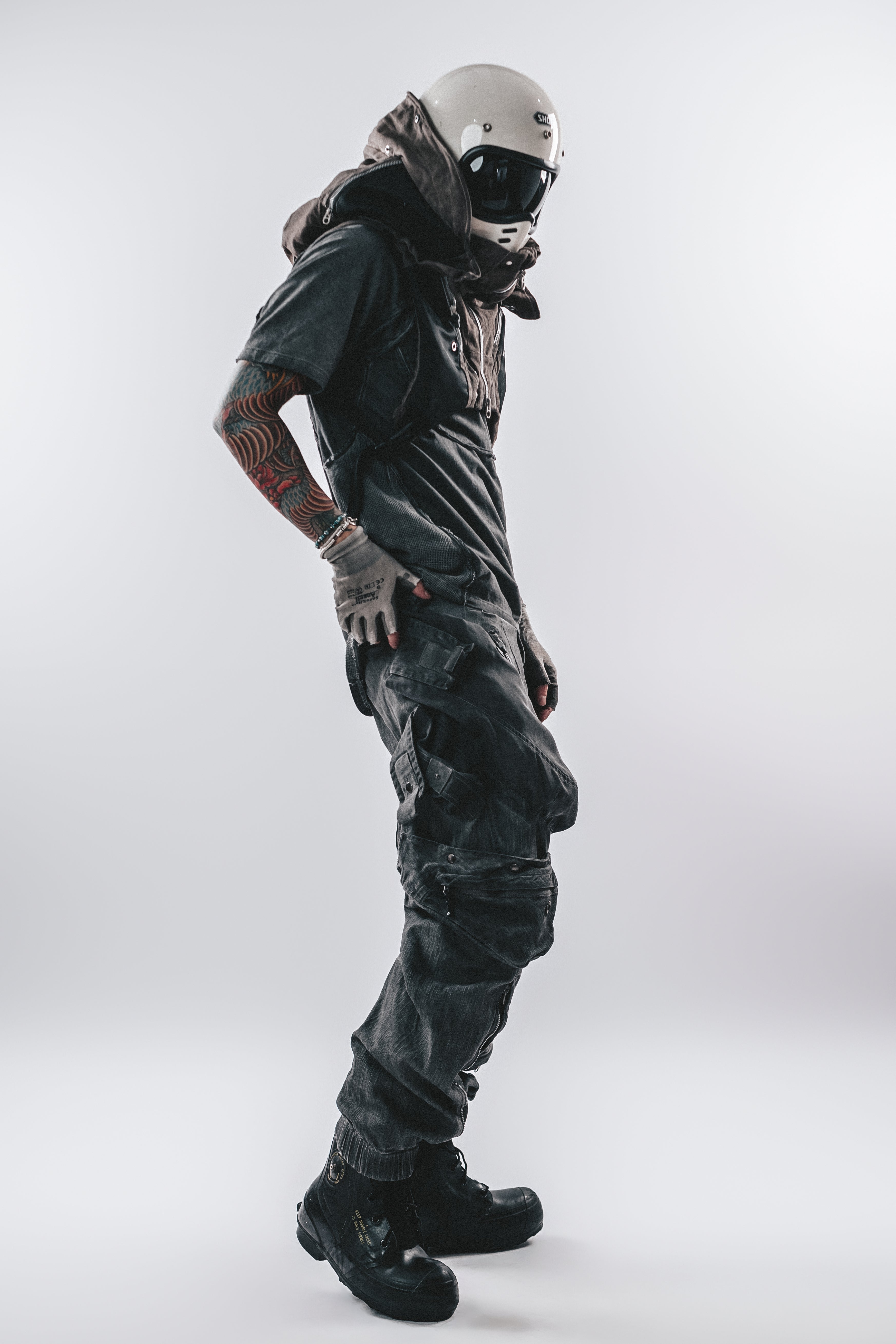 DARKCORE STRAP CARGO PANTS