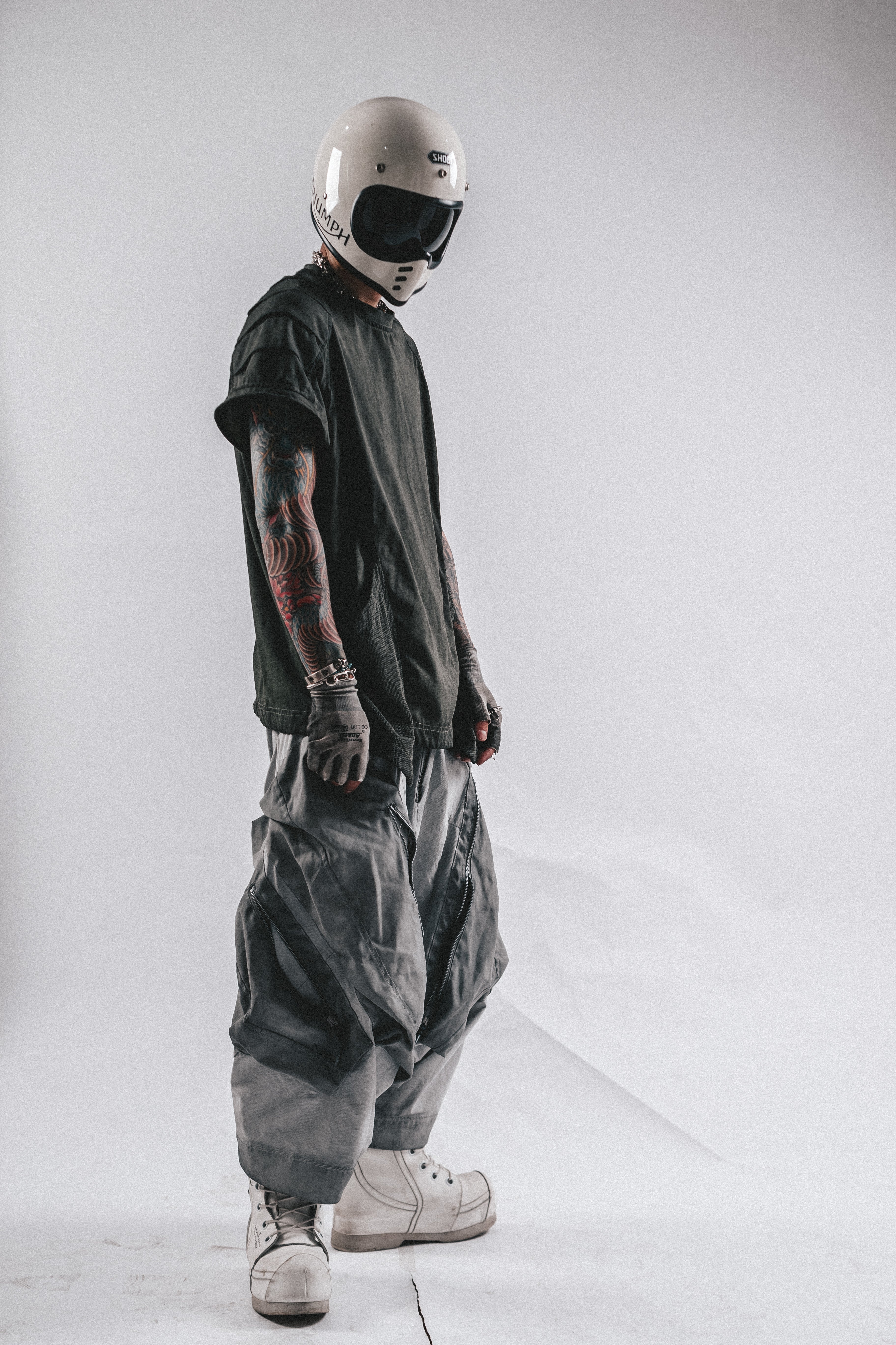 DRKLEI STITCHBLUR DISTRESSED TEE