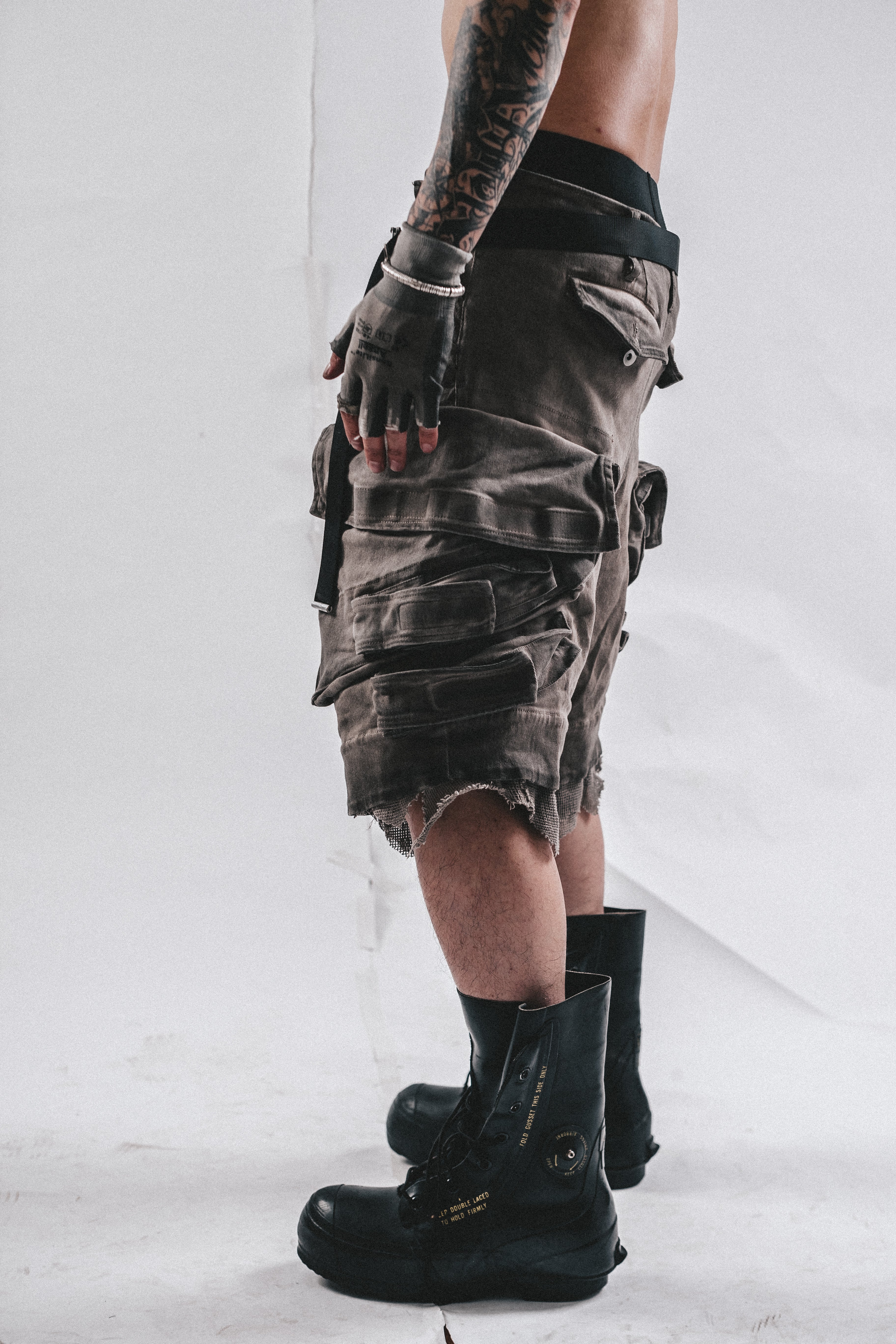 DRKLEI DUSTFLEX CARGO SHORTS