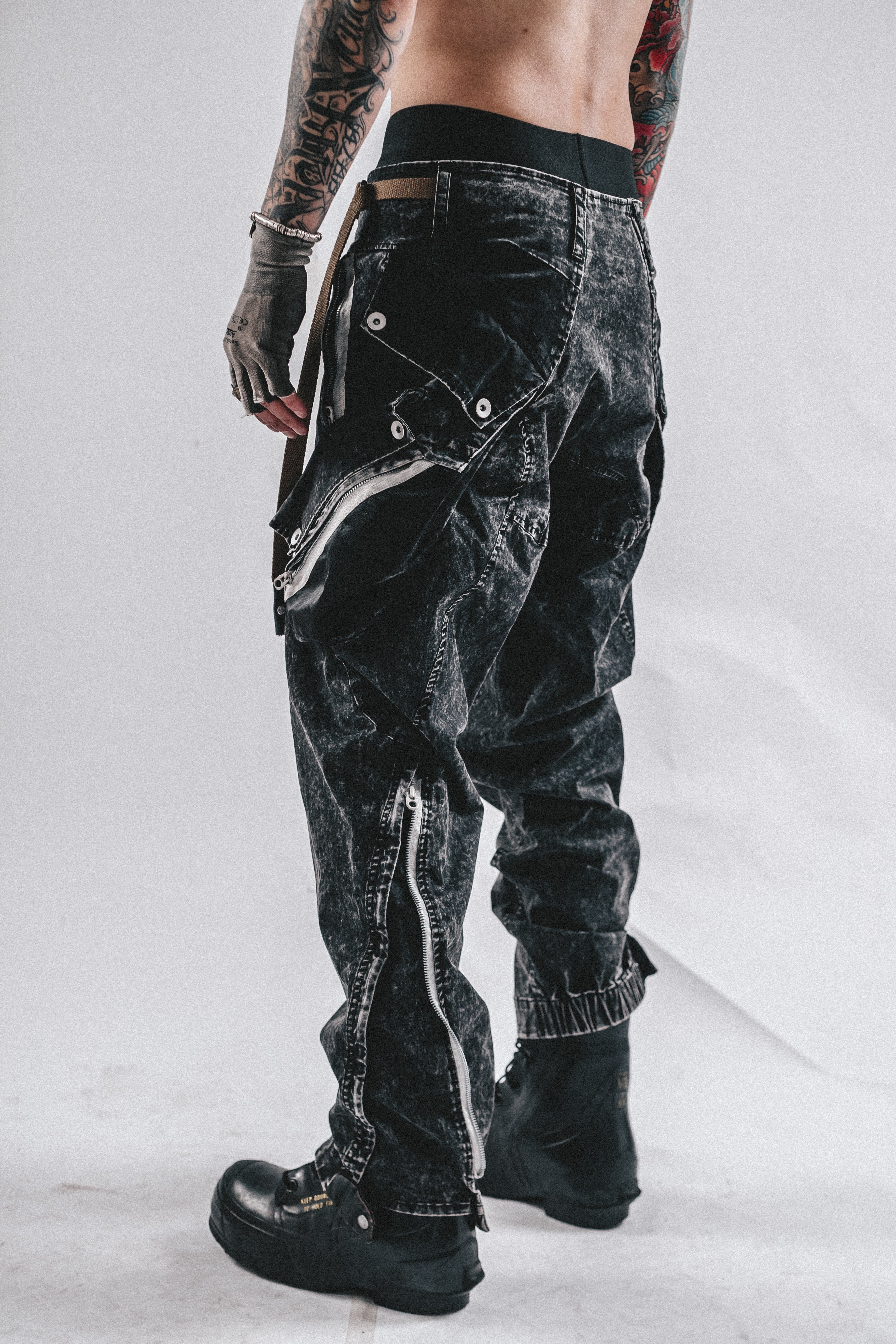 DRKLEI DUSTLOCK UTILITY JOGGERS