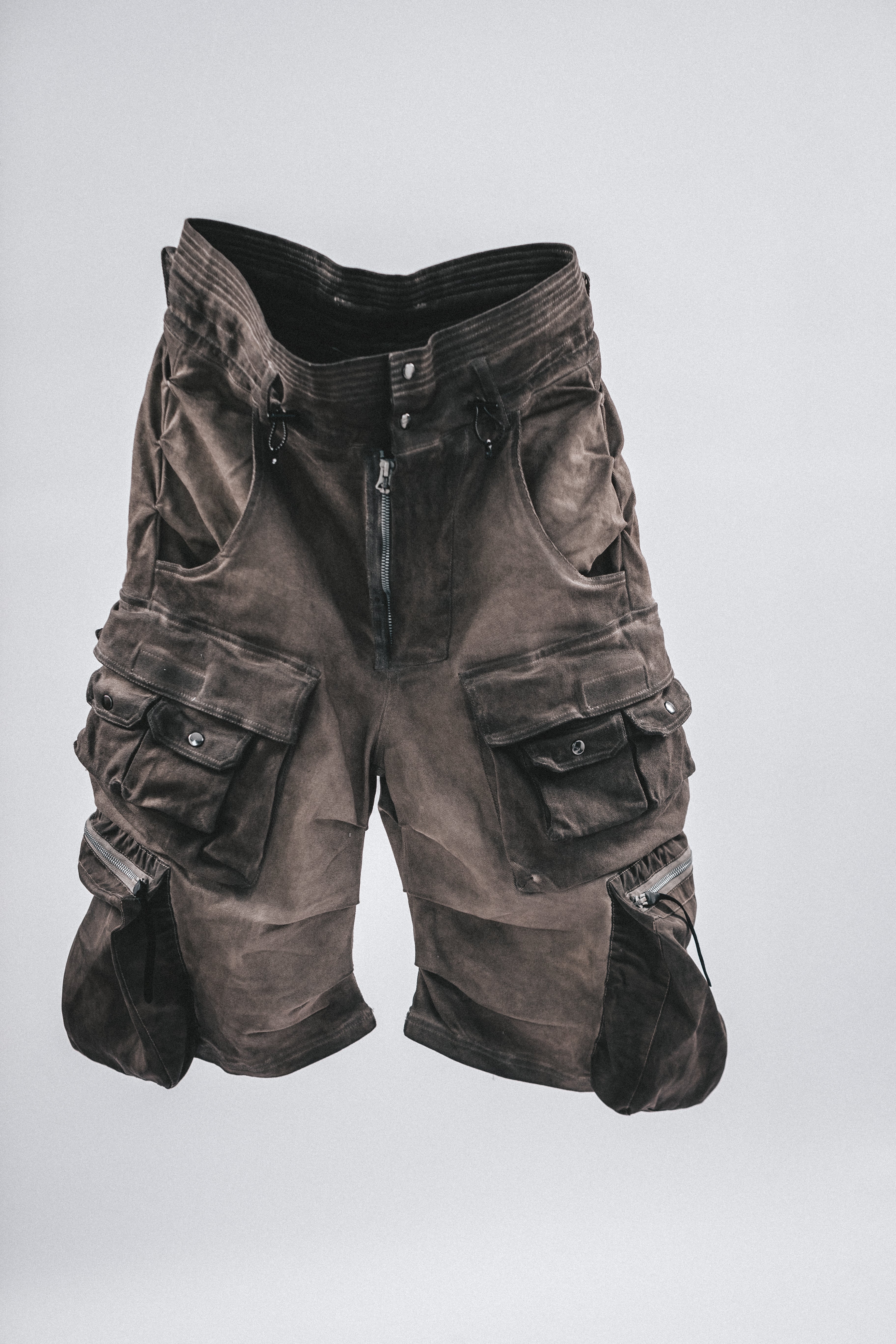 DRKLEI SANDBLAST MULTI-CARGO SHORTS