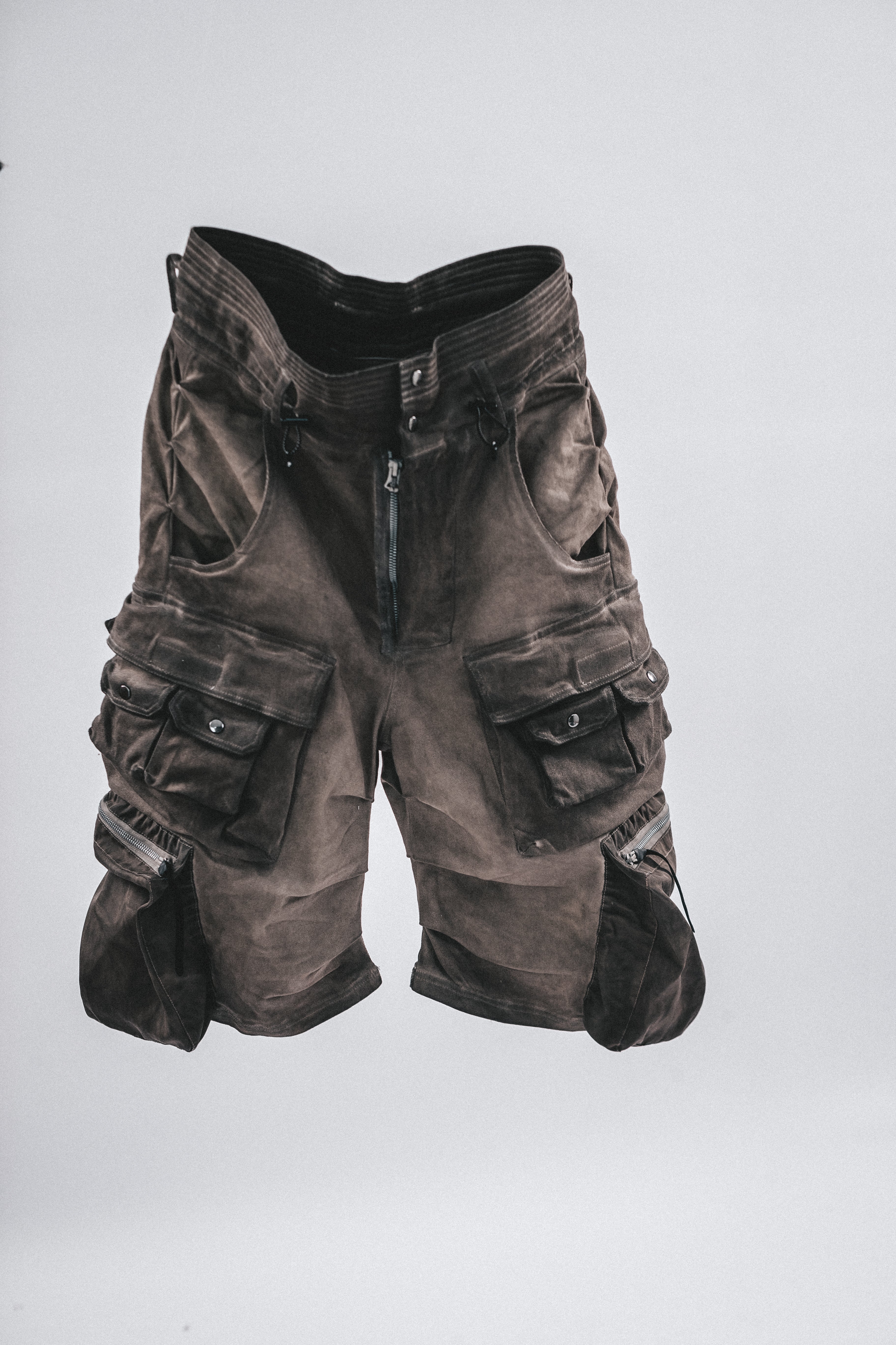 DRKLEI SANDBLAST MULTI-CARGO SHORTS