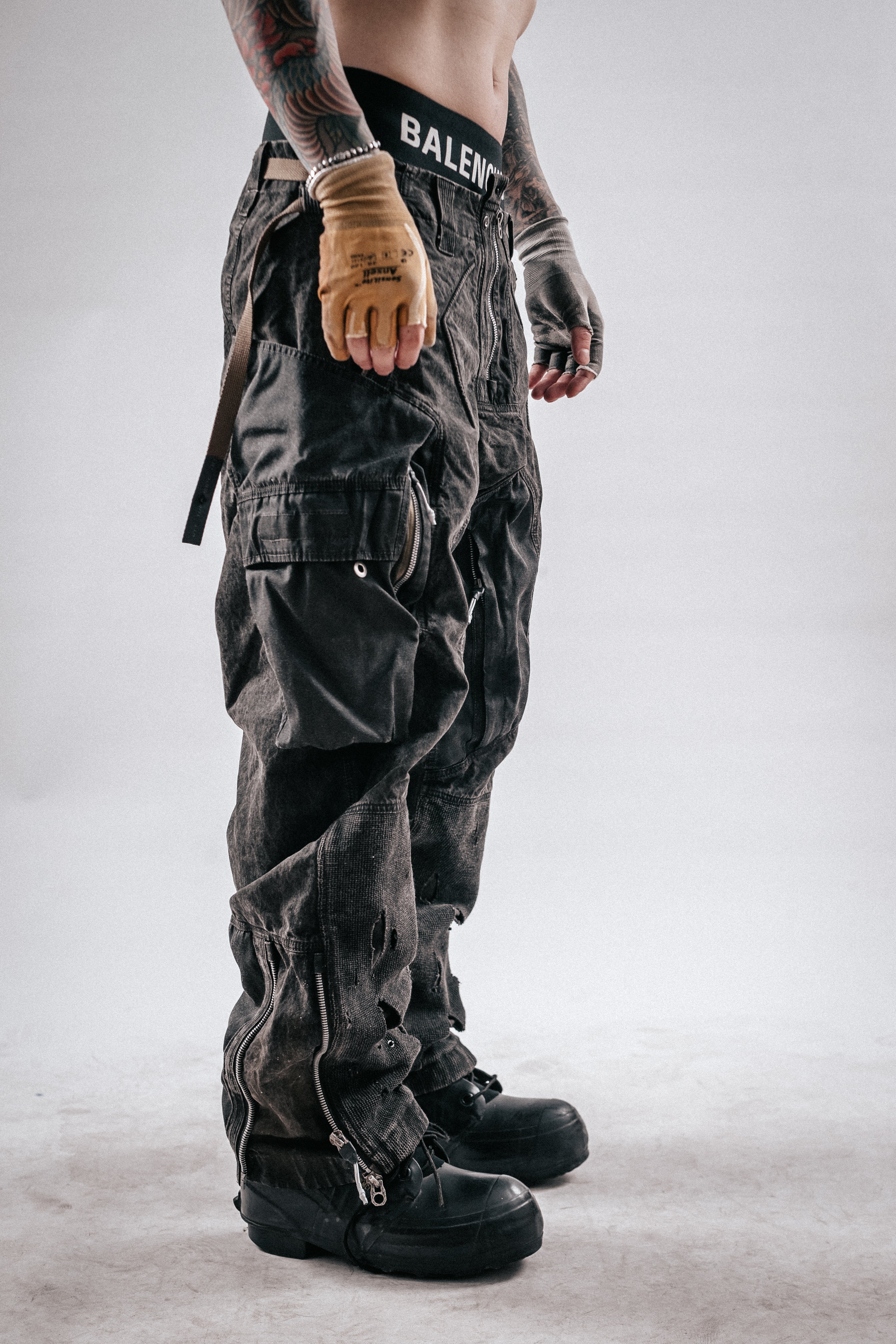 DRKLEI WASTELAND MESH CARGO PANTS