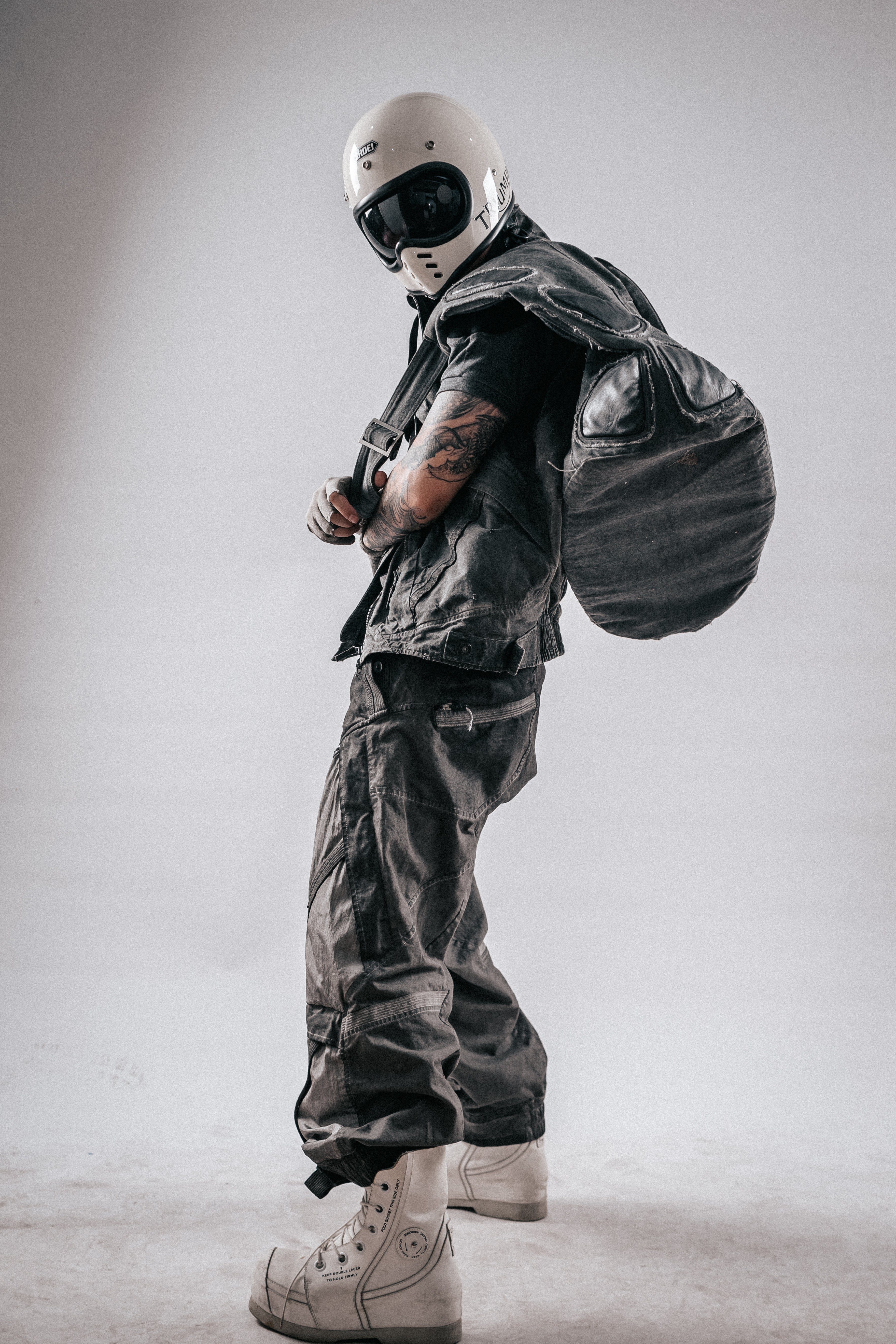 DRKLEI DESERT ARMOR UTILITY PANTS