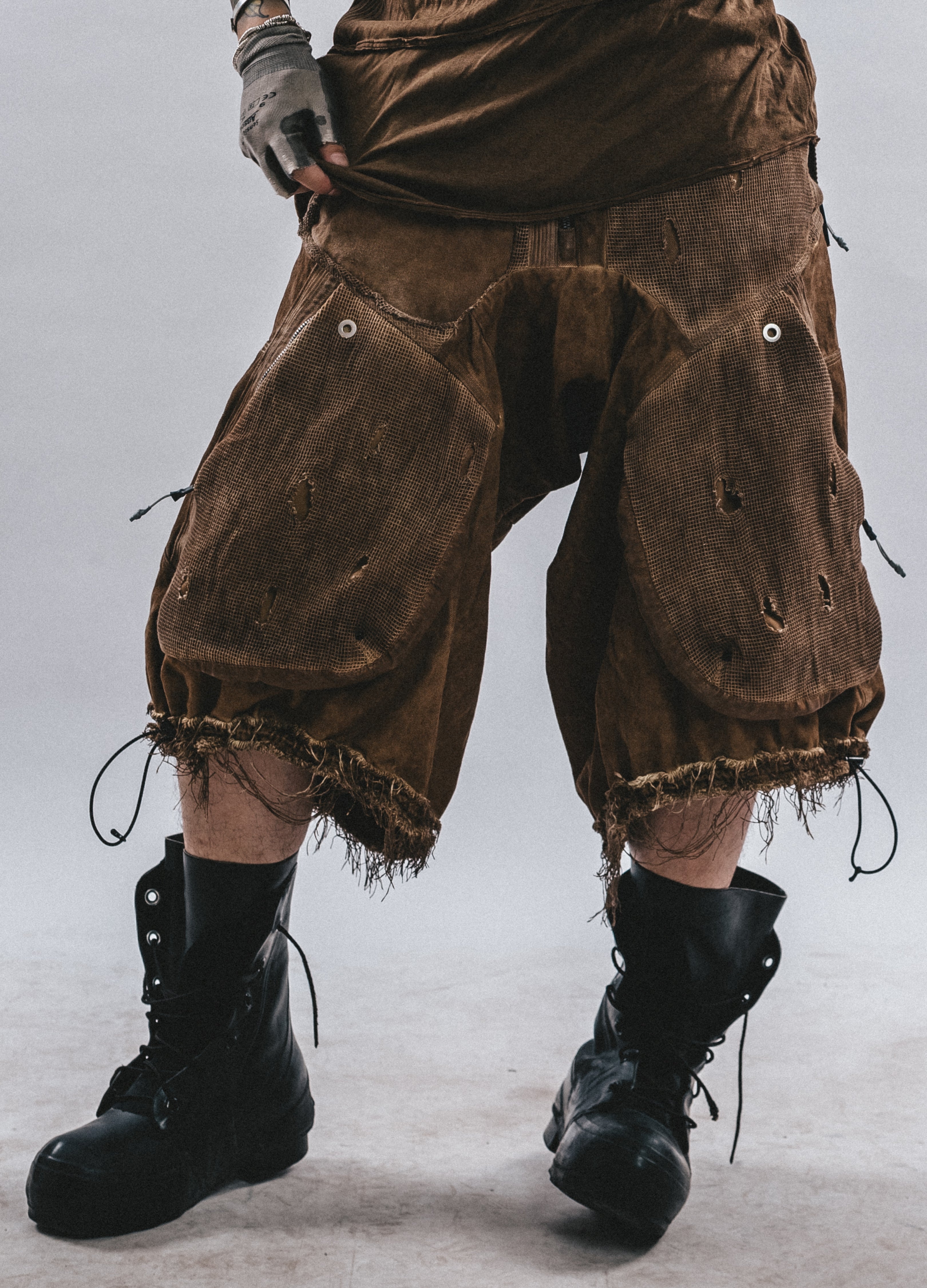 DRKLEI WASTELAND MESH CARGO PANTS
