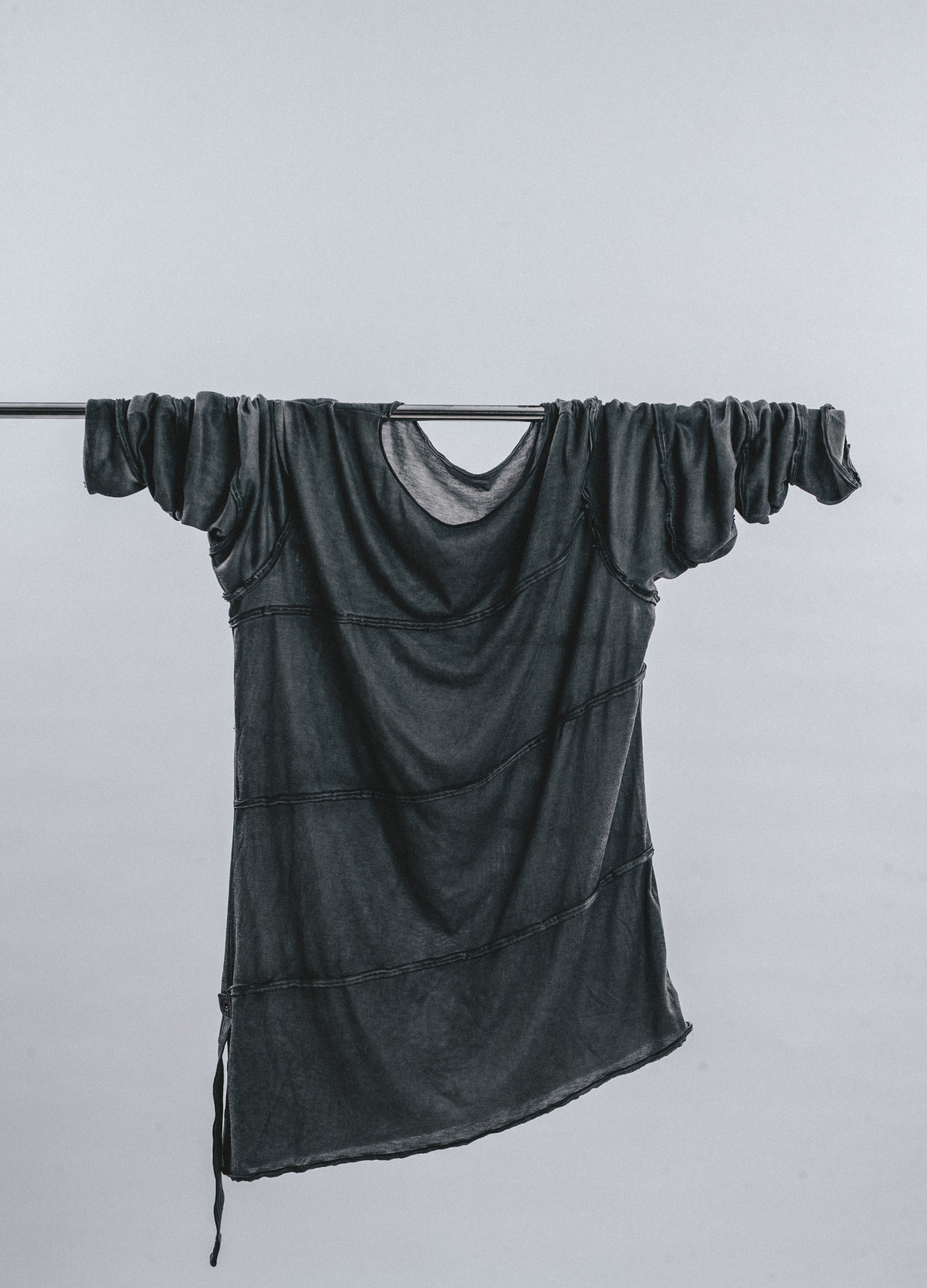 DRKLEI SPIRAL RAW EDGE LONGSLEEVE
