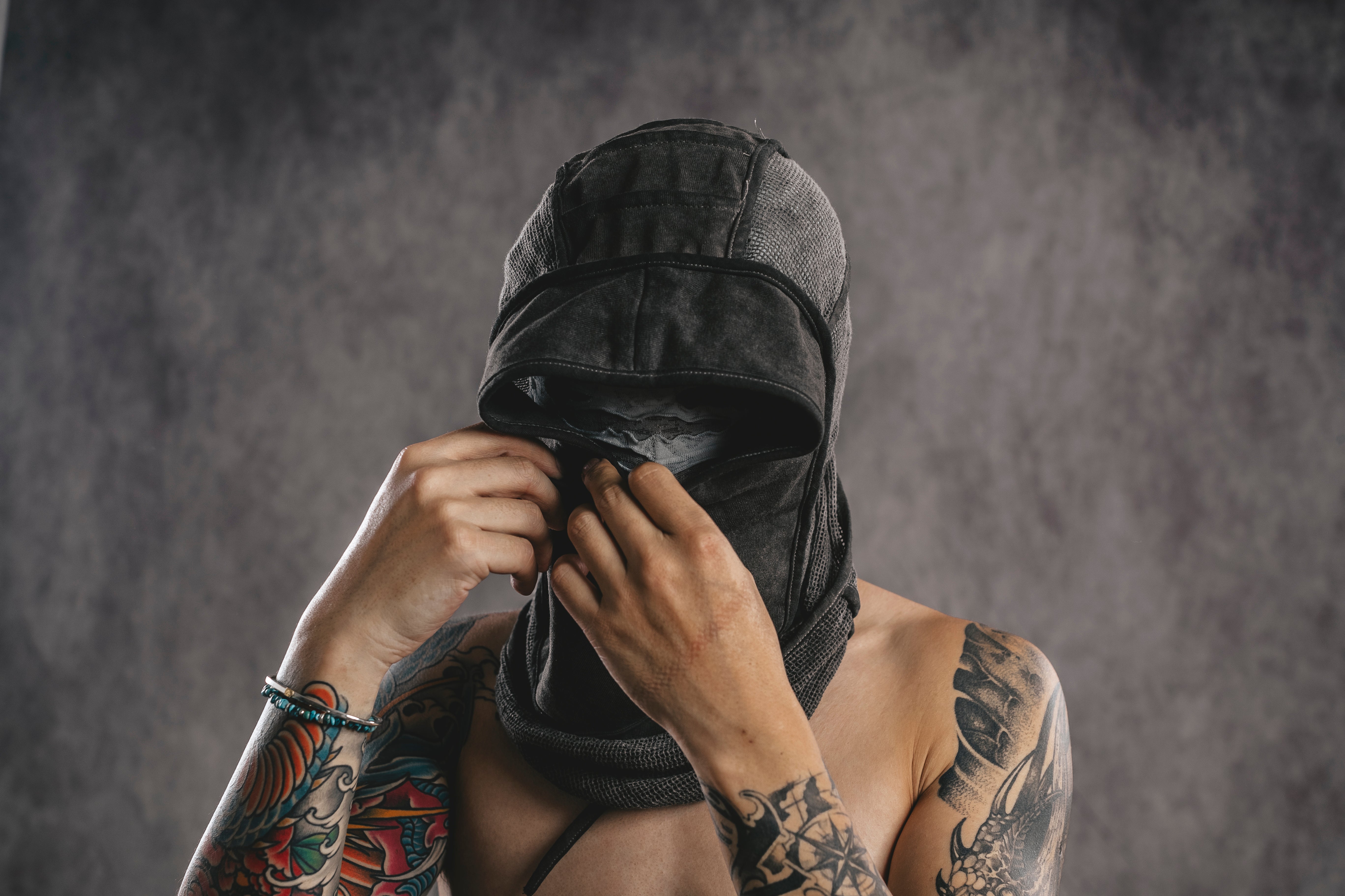 DUNE MESH PATCHWORK HOOD