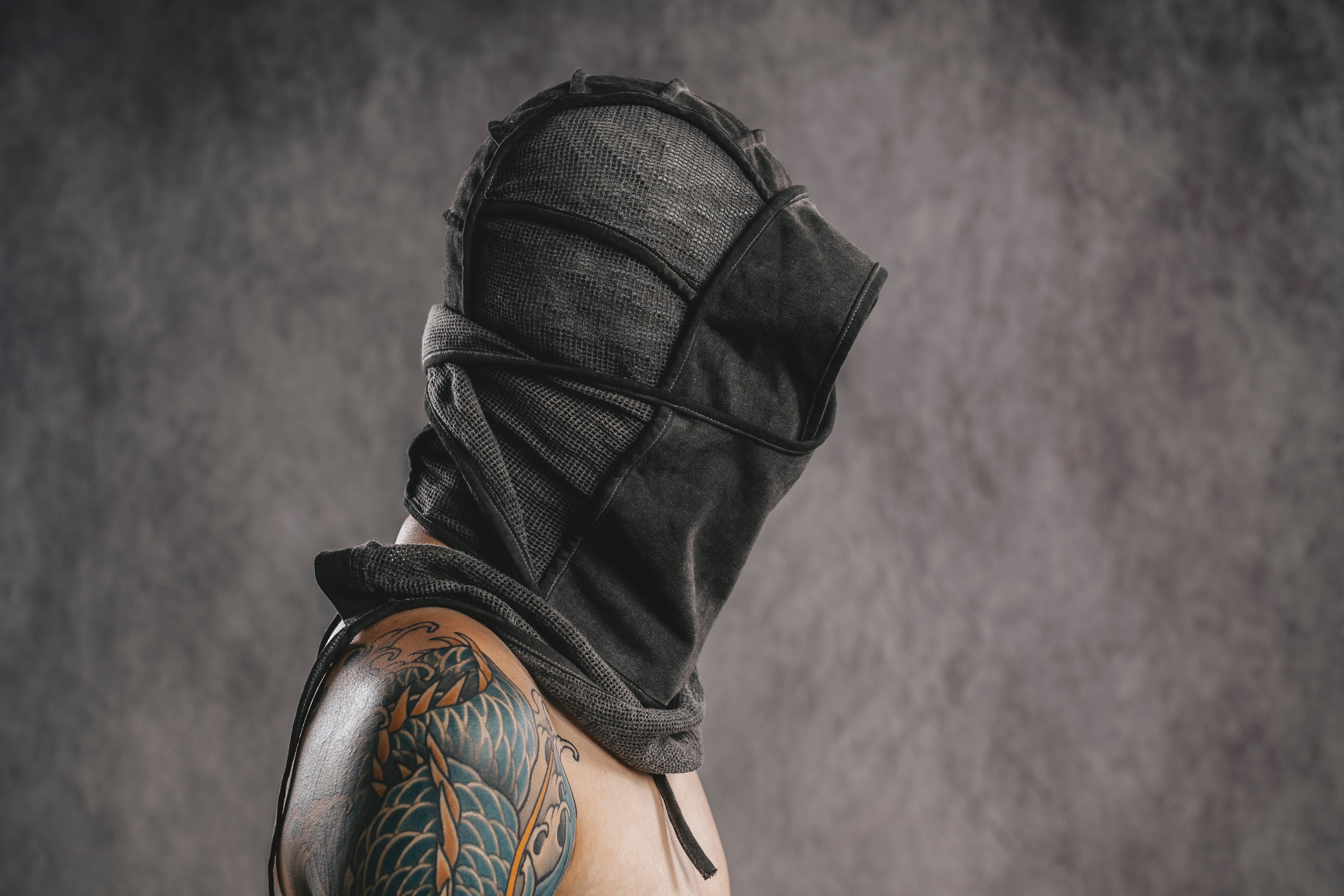 DUNE MESH PATCHWORK HOOD